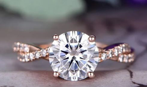 Diamond engagement rings